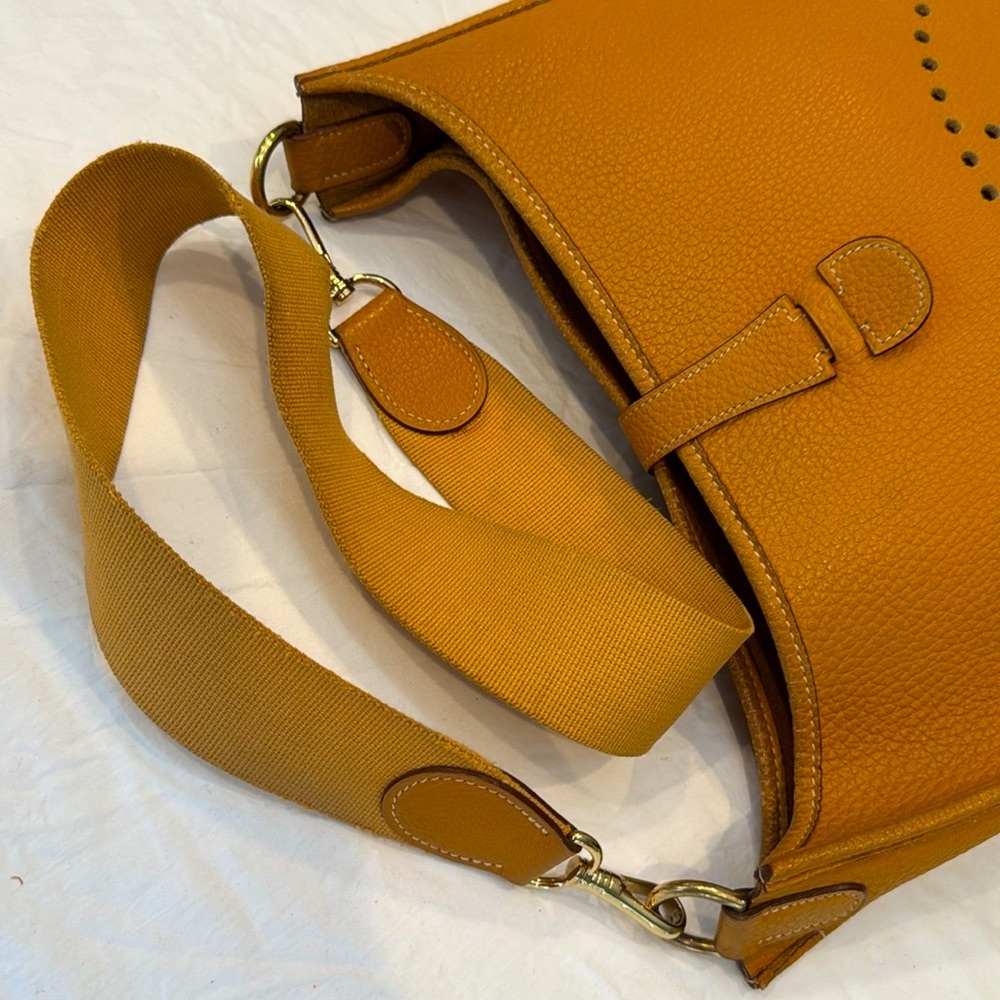 Authentic Hermes Evelyne crossbody bag - Picture 8 of 11